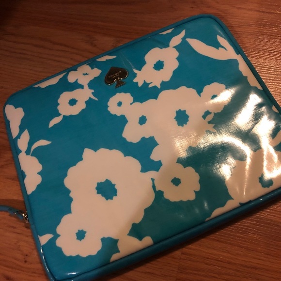 ♠️♠️ kate spade ♠️♠️ iPad case - Picture 3 of 3